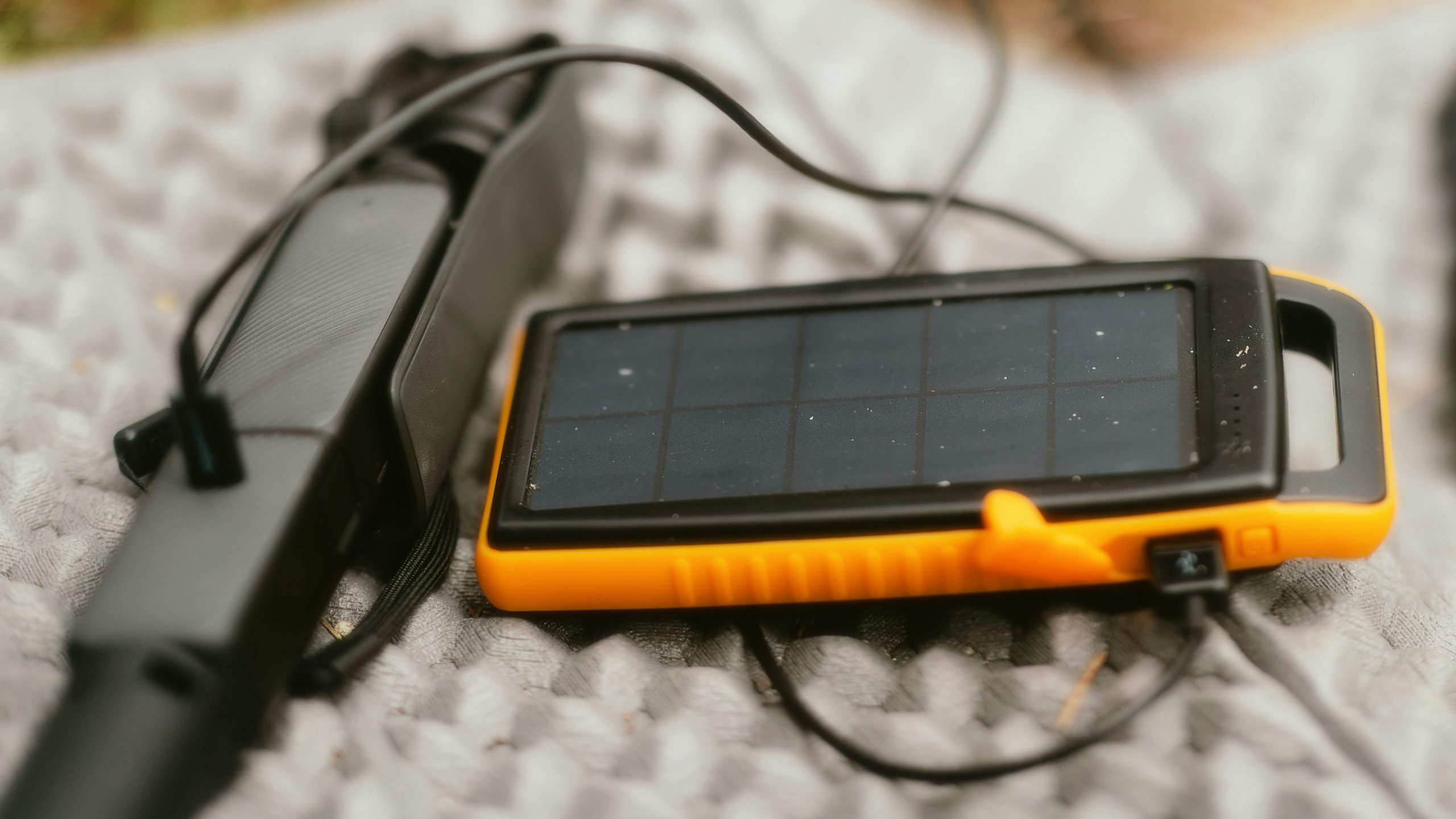 You are currently viewing Solar Panel Calculator: Estimate Cost & Savings in 2025